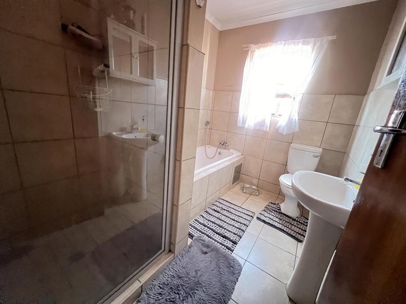 2 Bedroom Property for Sale in Kathu Northern Cape